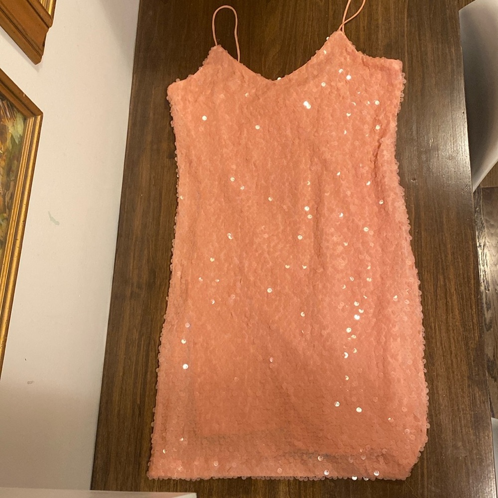 WAYF Dress color is pale pink size is xsmall